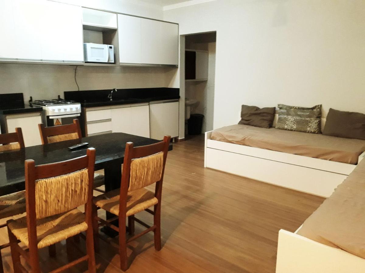 Residencial Lilly - Aptos De 1 E 2 Dorm. Florianópolis 外观 照片